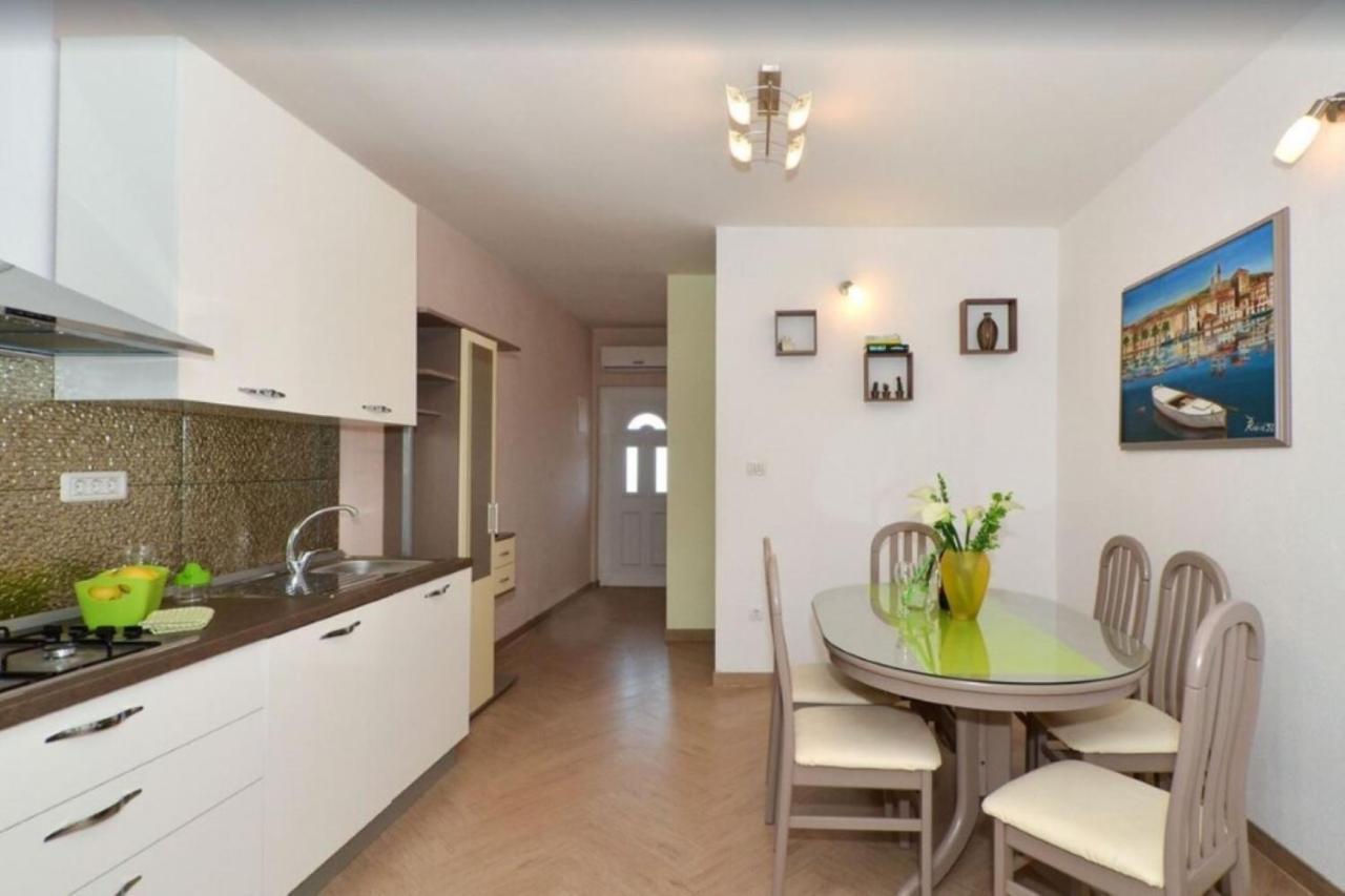 Apartments Villa Golden View Trogir Exteriör bild