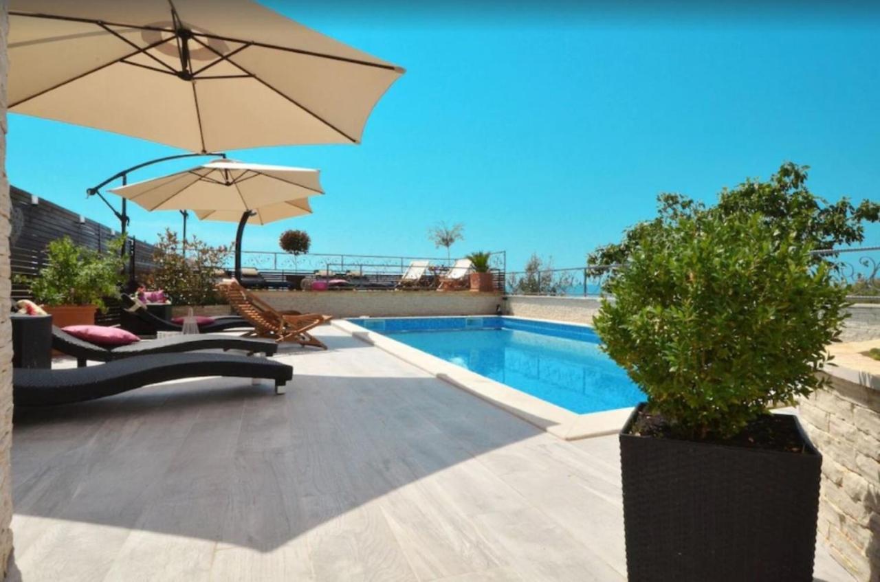 Apartments Villa Golden View Trogir Exteriör bild